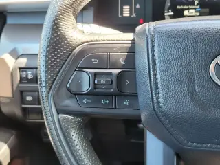 Toyota Tacoma 2024 4x4 SR5 4p Cab Doble 6.1 ft LB