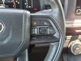 Toyota Tacoma 2024 4x4 SR5 4p Cab Doble 6.1 ft LB