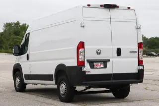 Ram ProMaster 2024 Tradesman 1500 136 WB 3dr High Roof Cargo Van sin asiento para pasajeros
