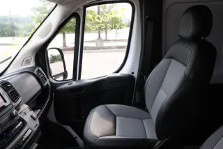 Ram ProMaster 2024 Tradesman 2500 159 WB 3dr High Roof Cargo Van sin asiento para pasajero
