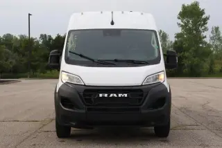 Ram ProMaster 2024 Tradesman 2500 159 WB 3dr High Roof Cargo Van sin asiento para pasajero