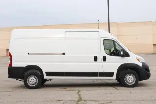 Ram ProMaster 2024 Tradesman 2500 159 WB 3dr High Roof Cargo Van sin asiento para pasajero
