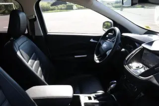 Ford Escape 2019 AWD Titanium 4p SUV
