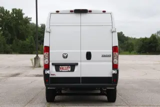 Ram ProMaster 2024 Tradesman 1500 136 WB 3dr High Roof Cargo Van sin asiento de pasajero