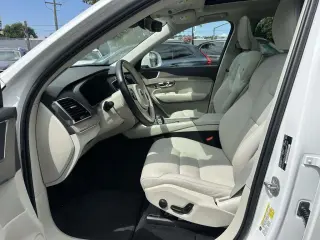 Volvo XC90 2024 AWD B5 Plus Tema Brillante 4p SUV
