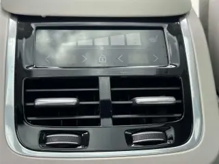 Volvo XC90 2024 AWD B5 Plus Tema Brillante 4p SUV