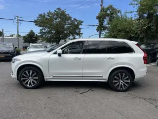 Volvo XC90 2024 AWD B5 Plus Tema Brillante 4p SUV