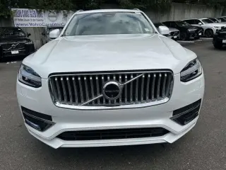 Volvo XC90 2024 AWD B5 Plus Tema Brillante 4p SUV