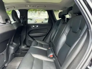 Volvo XC60 2024 AWD B5 Tema Oscuridad Core 4p SUV