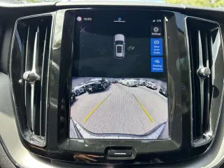 Volvo XC60 2024 AWD B5 Core Tema Oscuro 4p SUV