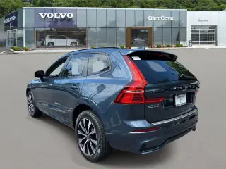 Volvo XC60 2024 AWD B5 Core Tema Oscuro 4p SUV