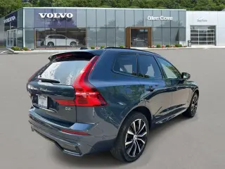 Volvo XC60 2025 AWD B5 Plus Tema Oscuro 4p SUV