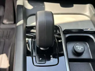 Volvo XC60 2025 AWD B5 Plus Tema Oscuro 4p SUV