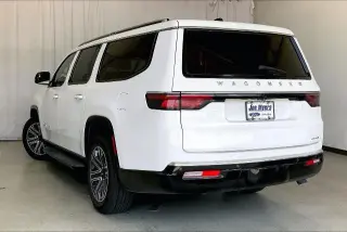 Jeep Wagoneer L 2024 4x2 Serie II 4p SUV
