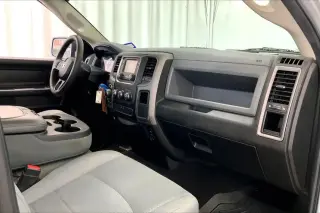 Ram 1500 Classic 2019 4x4 Tradesman 4p. Cabina Cuadrada Cuadrada 6,3 pies ST Camioneta