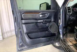 Ram 1500 2021 4x4 Laramie 4p Camioneta Cabina Extendida 5.6 ft. SB