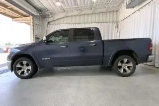 Ram 1500 2021 4x4 Laramie 4p Camioneta Cabina Extendida 5.6 ft. SB