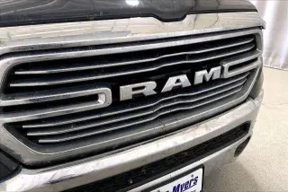 Ram 1500 2021 4x4 Laramie 4p Camioneta Cabina Extendida 5.6 ft. SB