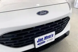 Ford Escape 2022 SE 4dr SUV