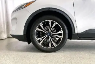 Ford Escape 2022 SE 4dr SUV