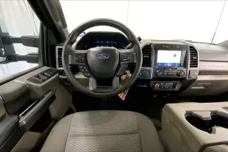 Ford F-350 Super Duty 2022 4x4 King Ranch 4p. Cabina de Tripulação 6.8 ft. SB SRW Camioneta