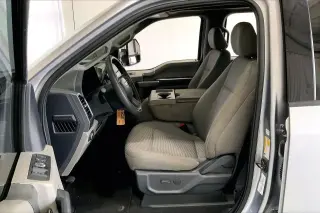 Ford F-350 Super Duty 2022 4x4 King Ranch 4p. Cabina de Tripulação 6.8 ft. SB SRW Camioneta