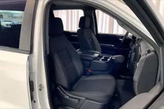 Chevrolet Silverado 1500 2024 4x4 Custom Trail Boss 4p. Cabina Doble 5.8 ft. SB
