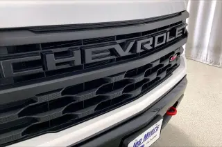 Chevrolet Silverado 1500 2024 4x4 Custom Trail Boss 4p. Cabina Doble 5.8 ft. SB