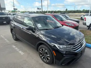 Volkswagen Tiguan 2024 S 4p SUV