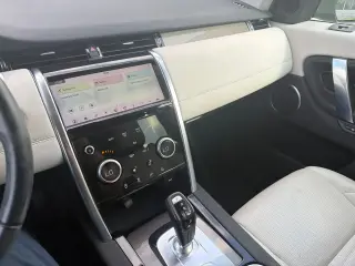 Land Rover Discovery Sport 2020 tracción en todas las ruedas P250 SE 4p SUV