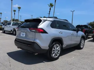Toyota RAV4 2024 AWD XLE Premium SUV 4p.