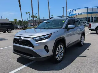 Toyota RAV4 2024 AWD XLE Premium SUV 4p.