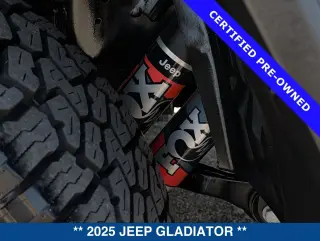 Jeep Gladiator 2025 4x4 Mojave 4p Cabina de Tripulante 5,0 ft. CA