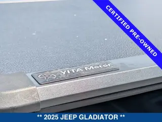 Jeep Gladiator 2025 4x4 Mojave 4p Cabina de Tripulante 5,0 ft. CA