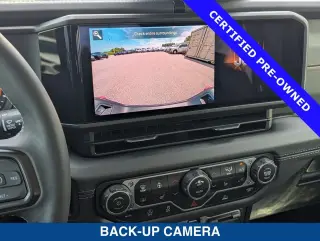 Jeep Gladiator 2025 4x4 Mojave 4p Cabina de Tripulante 5,0 ft. CA