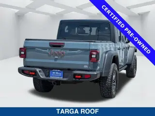 Jeep Gladiator 2025 4x4 Mojave 4p Cabina de Tripulante 5,0 ft. CA