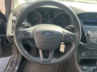 Ford Focus 2018 SE 4p Sedan