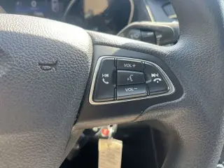 Ford Focus 2018 SE 4p Sedan