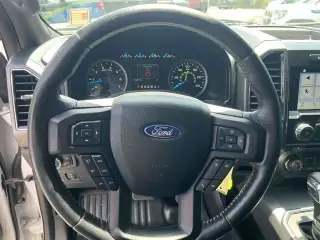 Ford F-150 2017 4x2 Lariat 4p SuperCrew 5.5 ft. SB