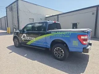 Ford F-150 2023 4x4 King Ranch 4dr SuperCrew 5.5 ft. SB