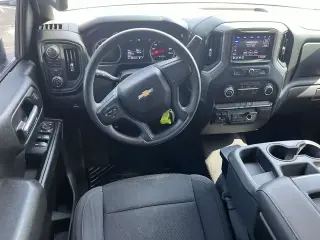 Chevrolet Silverado 2500HD 2022 4x4 Custom 4dr Crew Cab SB