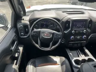 GMC Sierra 1500 2021 4x4 AT4 4p Crew Cab 5.8 ft. CB