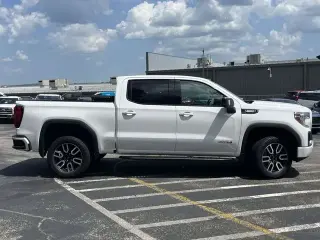 GMC Sierra 1500 2021 4x4 AT4 4p Crew Cab 5.8 ft. CB