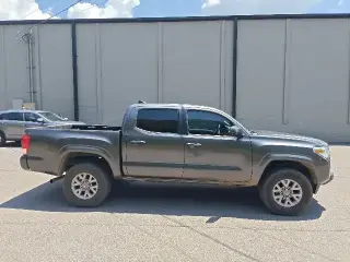 Toyota Tacoma 2017 4x2 SR5 4p Doble Cab 5.0 ft SB