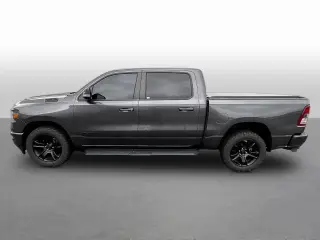 Ram 1500 2022 4x4 Big Horn 4p Crew Cab 5.6 ft. SB Camioneta