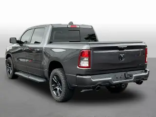 Ram 1500 2022 4x4 Big Horn 4p Crew Cab 5.6 ft. SB Camioneta