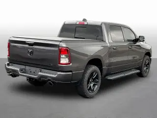 Ram 1500 2022 4x4 Big Horn 4p Crew Cab 5.6 ft. SB Camioneta