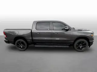 Ram 1500 2022 4x4 Big Horn 4p Crew Cab 5.6 ft. SB Camioneta
