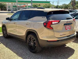 GMC Terrain 2023 SLE 4p SUV