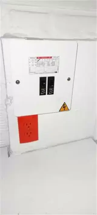 Electricista Laureles